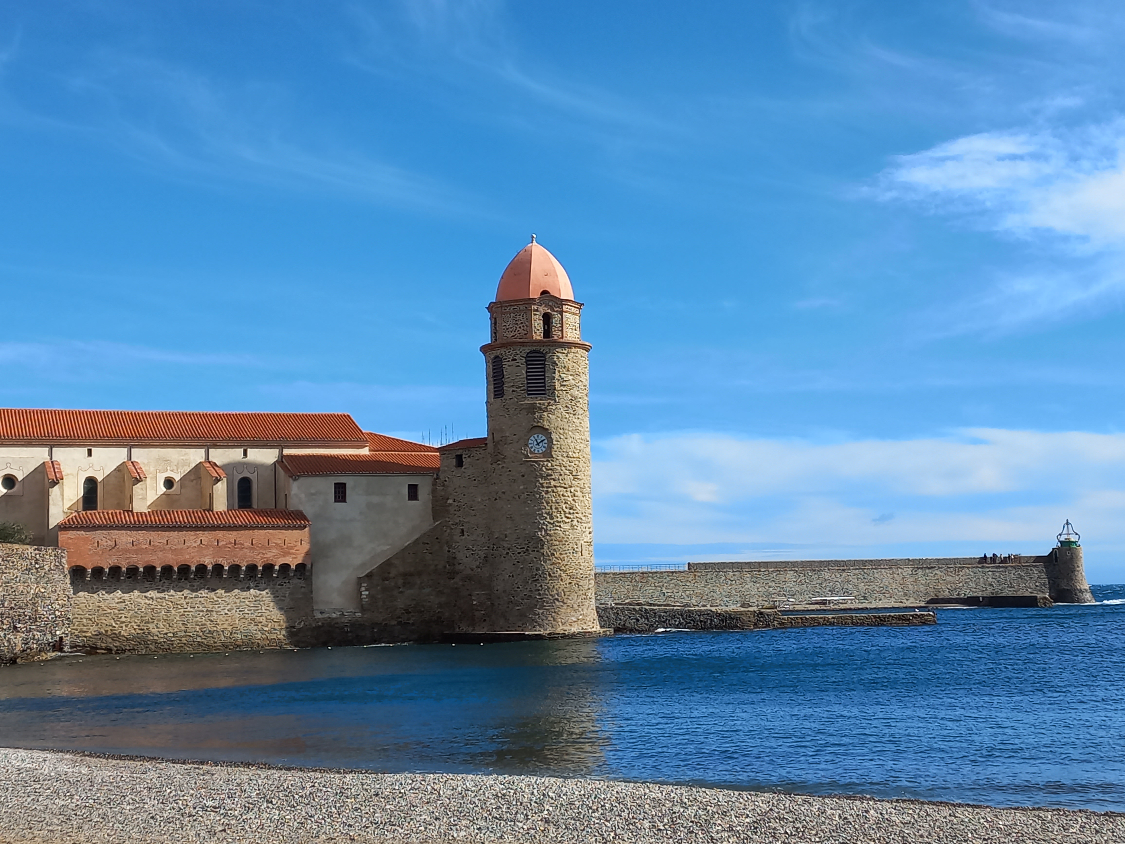 restauration de façades extérieures église de collioure