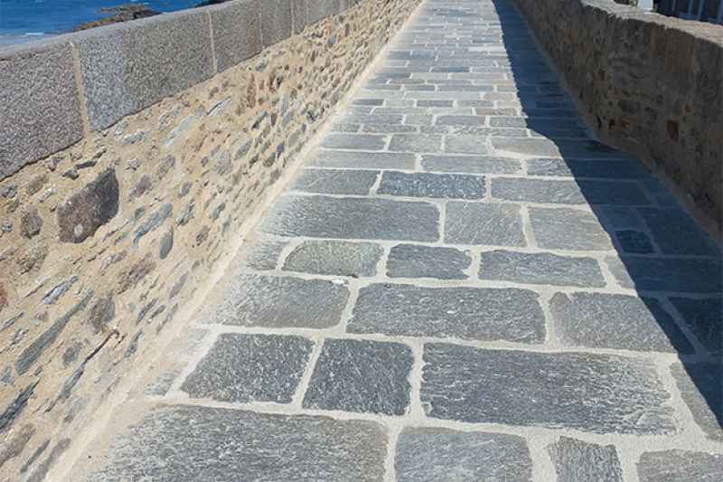 imperméabilisation-chemin-de-ronde-St-Malo